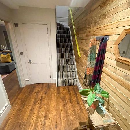 Stunning Brighton Seaside 2-Bedroom Townhouse With Patio, Sleeps 6 Екстериор снимка