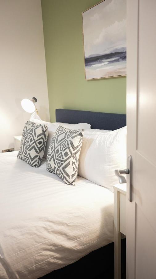 Stunning Brighton Seaside 2-Bedroom Townhouse With Patio, Sleeps 6 Екстериор снимка